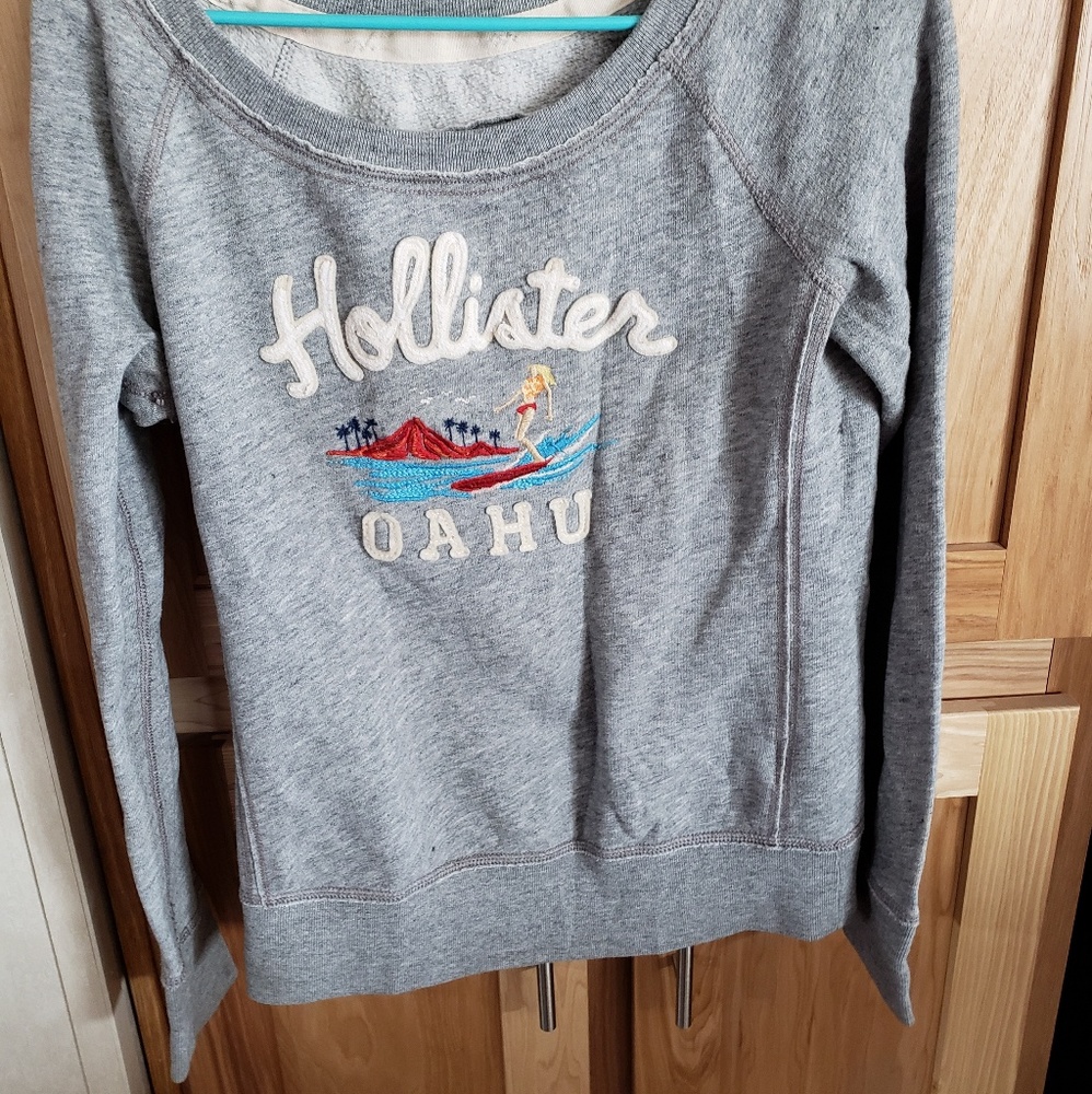 Sweatshirt